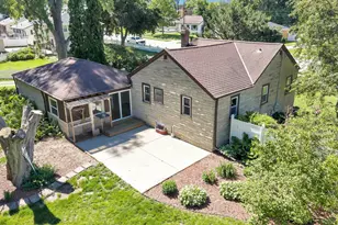 1528 7th St, Green Bay, WI 54304 - Photo 17