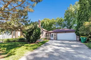 1528 7th St, Green Bay, WI 54304 - Photo 13
