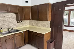 117 23rd Ave, Oshkosh, WI 54902 - Photo 3
