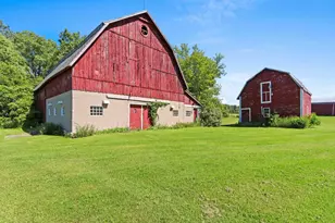 6104 Bader Rd, Luxemburg, WI 54217 - Photo 3