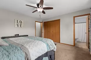 1140 Grassy Plains Dr, Neenah, WI 54956 - Photo 19