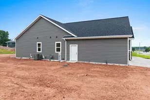 1782 Dallas Ln, De Pere, WI 54115 - Photo 43
