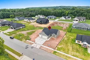 1782 Dallas Ln, De Pere, WI 54115 - Photo 47