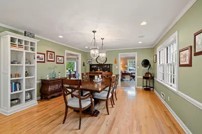 356 Warren Court, Green Bay, WI 54301 - Photo 9