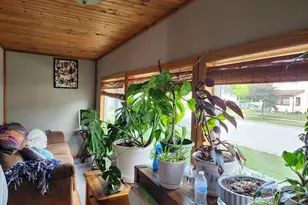 428 Cedar St, Fond du Lac, WI 54935 - Photo 5