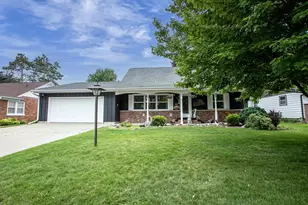 430 Fairview Way, Shawano, WI 54166 - Photo 3