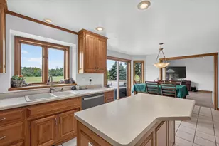 465 Winding Waters Way, De Pere, WI 54115 - Photo 9