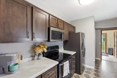 424 3rd Street, Neenah, WI 54956 - Photo 11