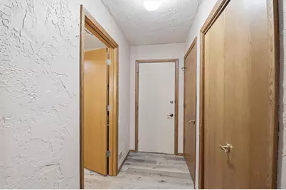 343 E Le Capitaine Circle, Green Bay, WI 54302 - Photo 29