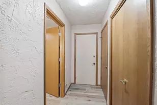 343 E Le Capitaine Cir, Green Bay, WI 54302 - Photo 29