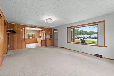 243 E Chicago Road, Wautoma, WI 54982 - Photo 5