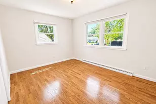 828 W 19th Ave, Oshkosh, WI 54902 - Photo 13