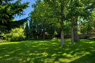 828 W 19th Ave, Oshkosh, WI 54902 - Photo 35