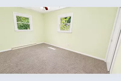 828 W 19th Avenue, Oshkosh, WI 54902 - Photo 19
