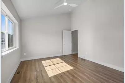 864 S 18th Avenue #14, Sturgeon Bay, WI 54235 - Photo 27