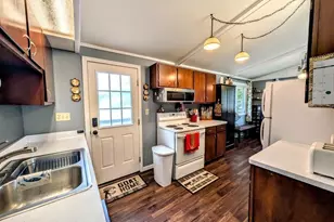 1407 S Kernan Ave, Appleton, WI 54915 - Photo 9