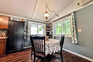 1407 S Kernan Ave, Appleton, WI 54915 - Photo 7