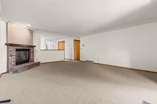 933 E Windfield Pl, Appleton, WI 54911 - Photo 11