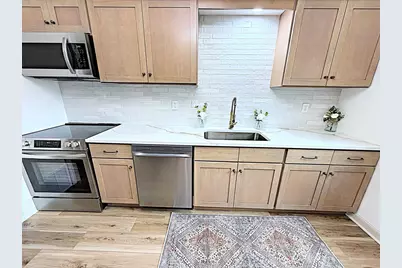 1133 Marquette Avenue, Green Bay, WI 54304 - Photo 7