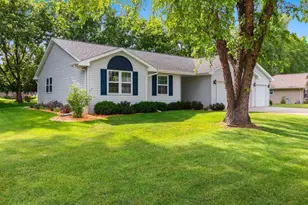 3125 Woodland Reserve Ln, Green Bay, WI 54313 - Photo 3