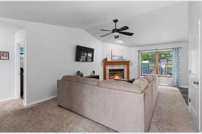 3125 Woodland Reserve Lane, Green Bay, WI 54313 - Photo 7