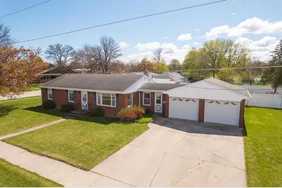 1013 Schwartz Street, Green Bay, WI 54302 - Photo 1