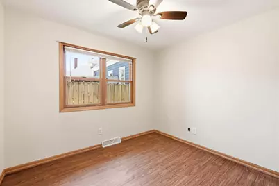 2224 Geele Avenue, Sheboygan, WI 53083 - Photo 9
