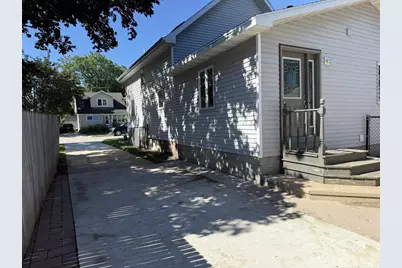 1042 Tyler Avenue, Oshkosh, WI 54902 - Photo 23