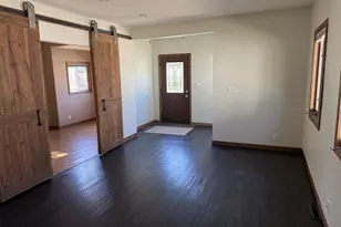 1042 Tyler Ave, Oshkosh, WI 54902 - Photo 3
