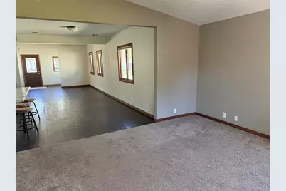 1042 Tyler Avenue, Oshkosh, WI 54902 - Photo 9