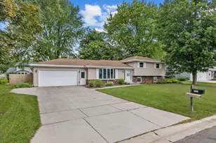 732 Manchester Rd, Neenah, WI 54956 - Photo 41