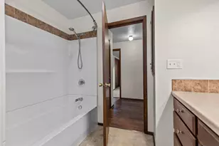 732 Manchester Rd, Neenah, WI 54956 - Photo 27