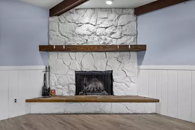 732 Manchester Road, Neenah, WI 54956 - Photo 5