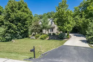 1387 Radcliff Rd, Neenah, WI 54956 - Photo 49