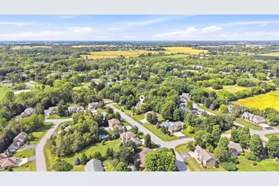 1387 Radcliff Road, Neenah, WI 54956 - Photo 43