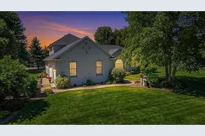 2706 Beechnut Drive, Oshkosh, WI 54904 - Photo 1