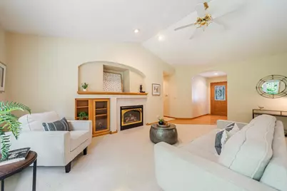 1424 E Keystone Lane, Appleton, WI 54913 - Photo 15