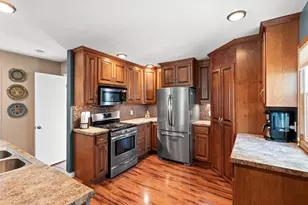 703 Harrison St, Green Bay, WI 54303 - Photo 13
