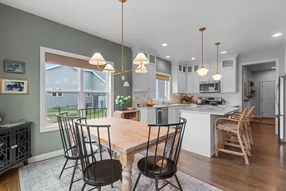 2066 W Heron Lane, Appleton, WI 54913 - Photo 11