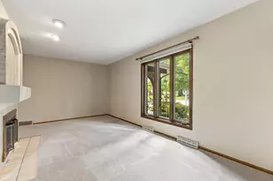 323 Old Pioneer Rd, Fond du Lac, WI 54935 - Photo 11