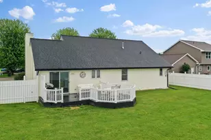 614 Stonehedge Rd, Green Bay, WI 54302 - Photo 25