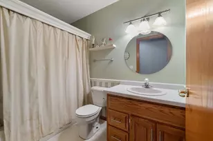 614 Stonehedge Rd, Green Bay, WI 54302 - Photo 19