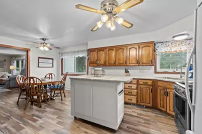 304 E Mary Street, Black Creek, WI 54106 - Photo 17