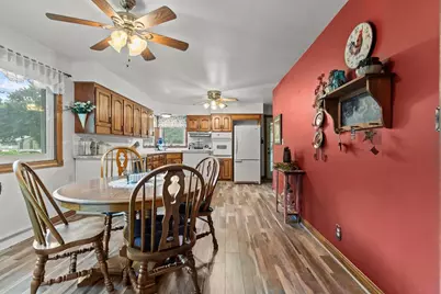 304 E Mary Street, Black Creek, WI 54106 - Photo 13