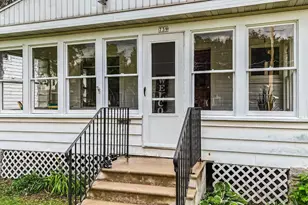 739 Monroe St, Oshkosh, WI 54901 - Photo 3