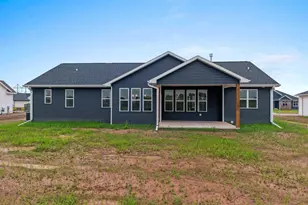 1607 Torchwood Trl, De Pere, WI 54115 - Photo 71