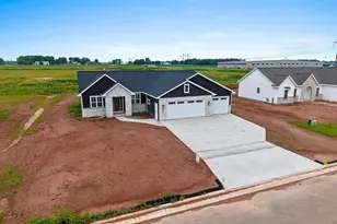 1607 Torchwood Trl, De Pere, WI 54115 - Photo 9