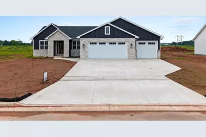 1607 Torchwood Trail, De Pere, WI 54115 - Photo 5
