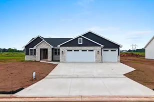 1607 Torchwood Trl, De Pere, WI 54115 - Photo 5