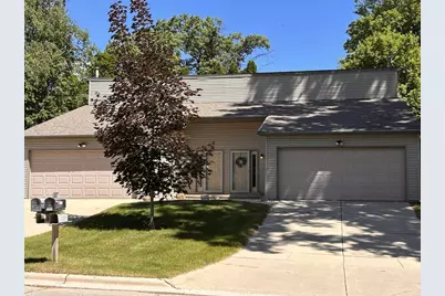 2590 Cherrywood Lane, Green Bay, WI 54304 - Photo 27